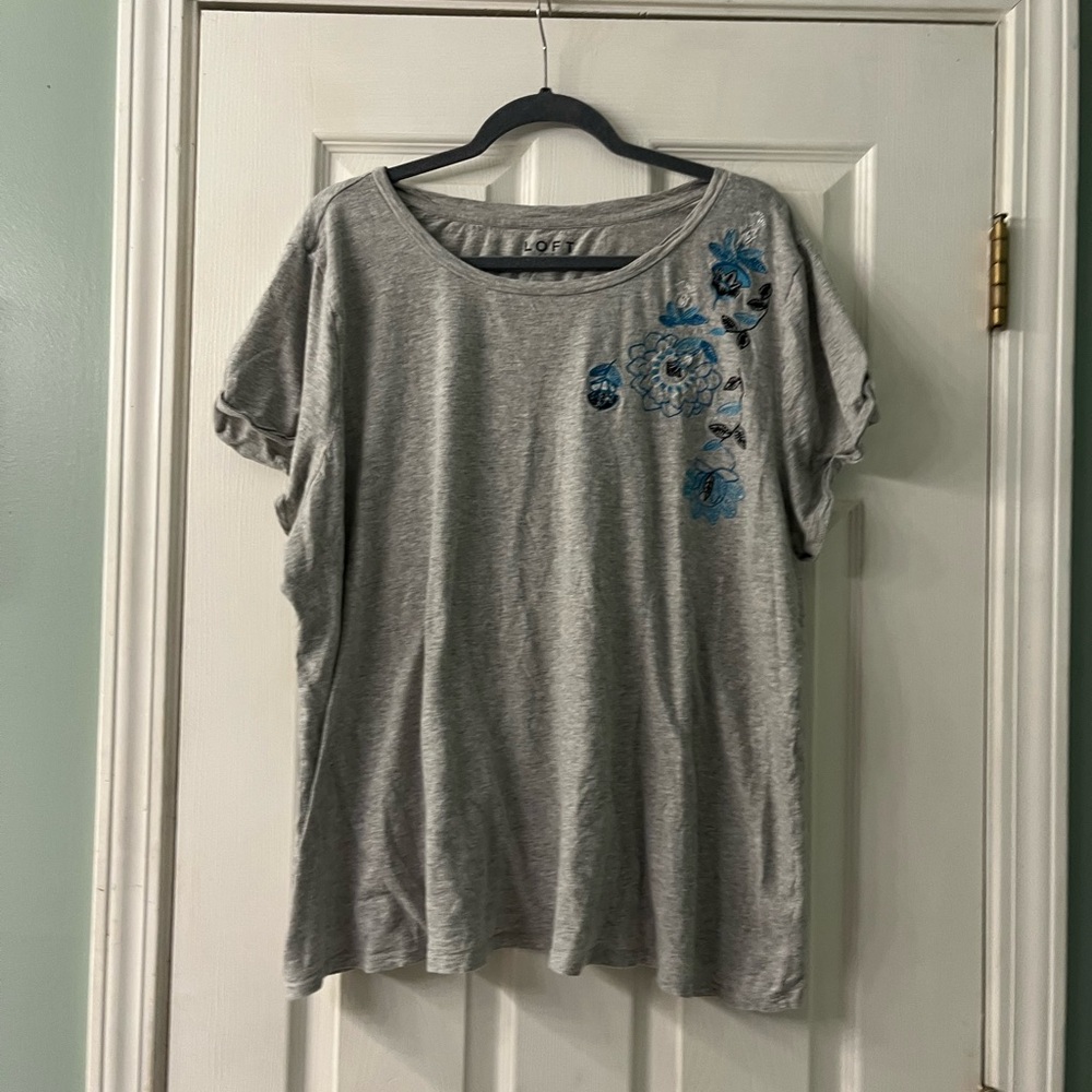 LOFT Plus | T-Shirt | Size 20/22